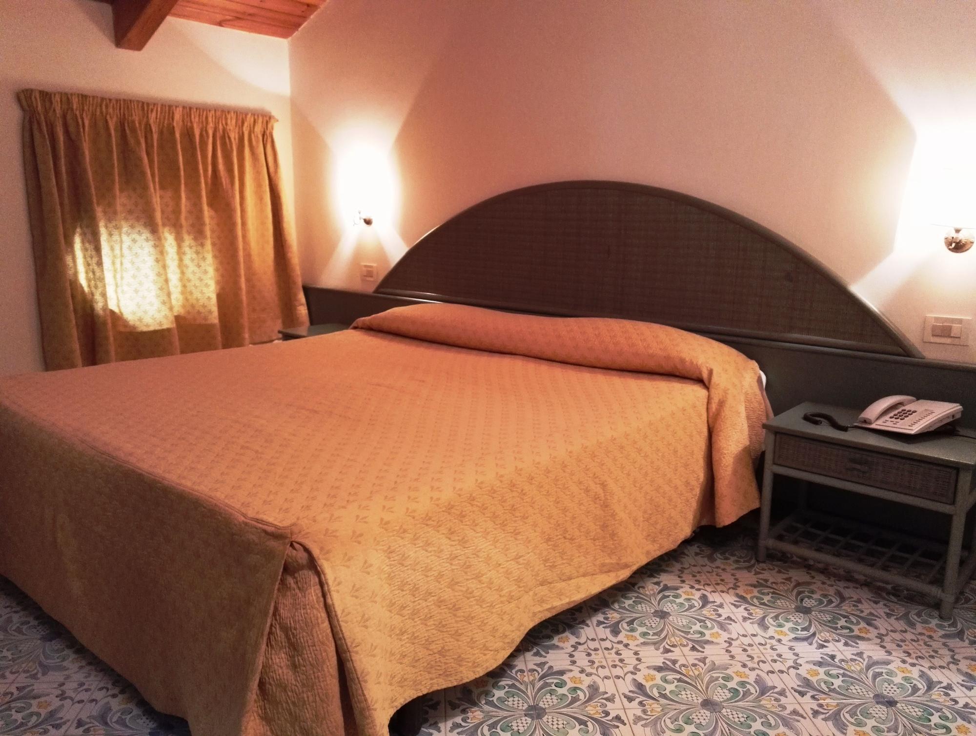 Hotel Villa Maria Sorrento Luaran gambar