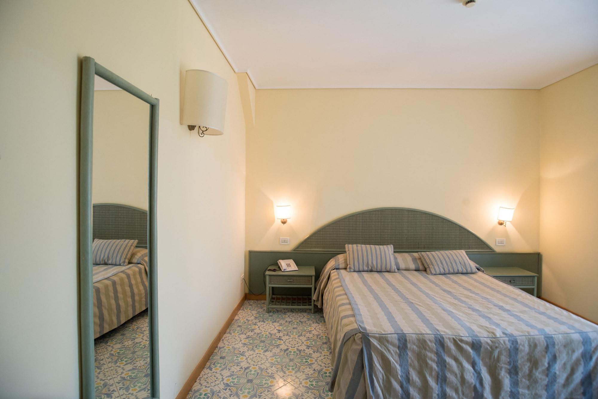 Hotel Villa Maria Sorrento Luaran gambar