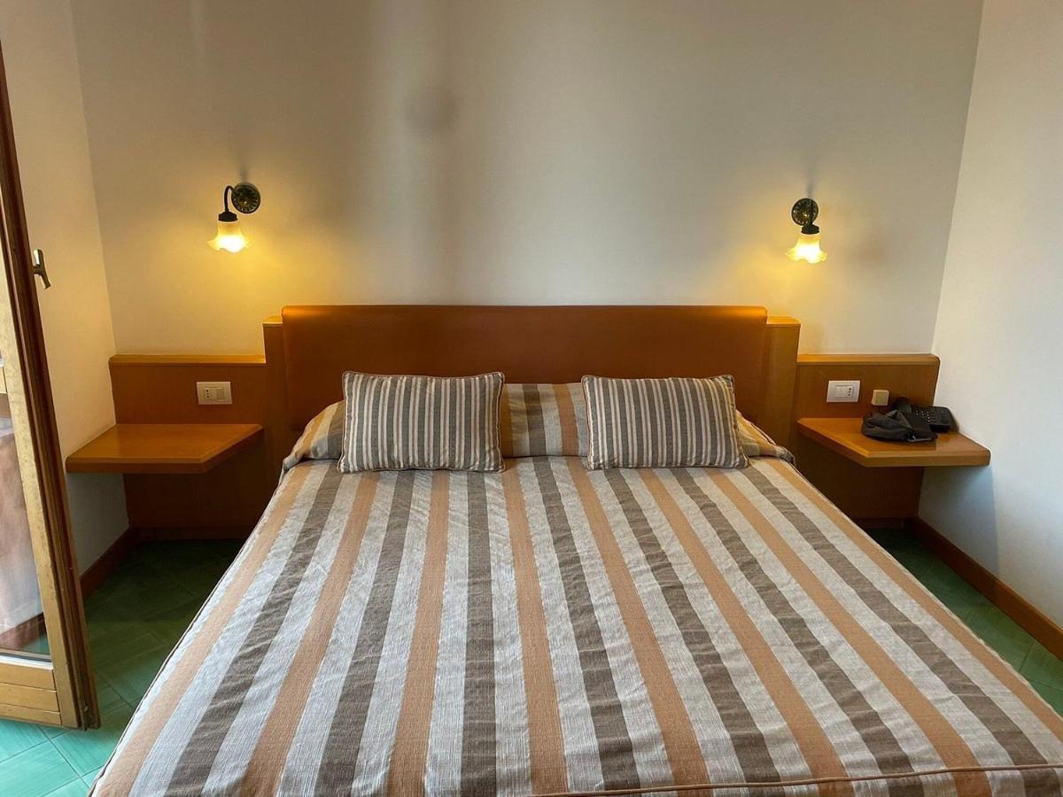 Hotel Villa Maria Sorrento Luaran gambar