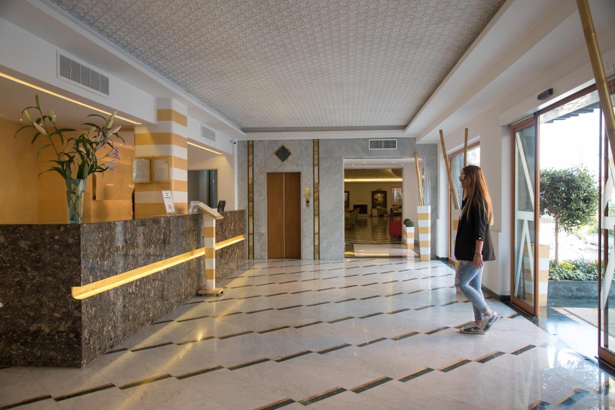 Hotel Villa Maria Sorrento Luaran gambar