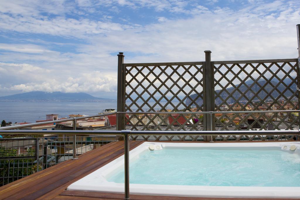 Hotel Villa Maria Sorrento Luaran gambar