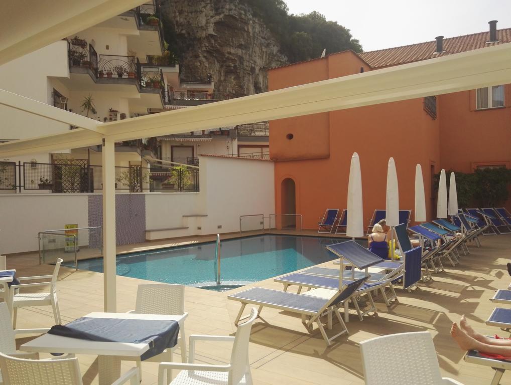 Hotel Villa Maria Sorrento Luaran gambar