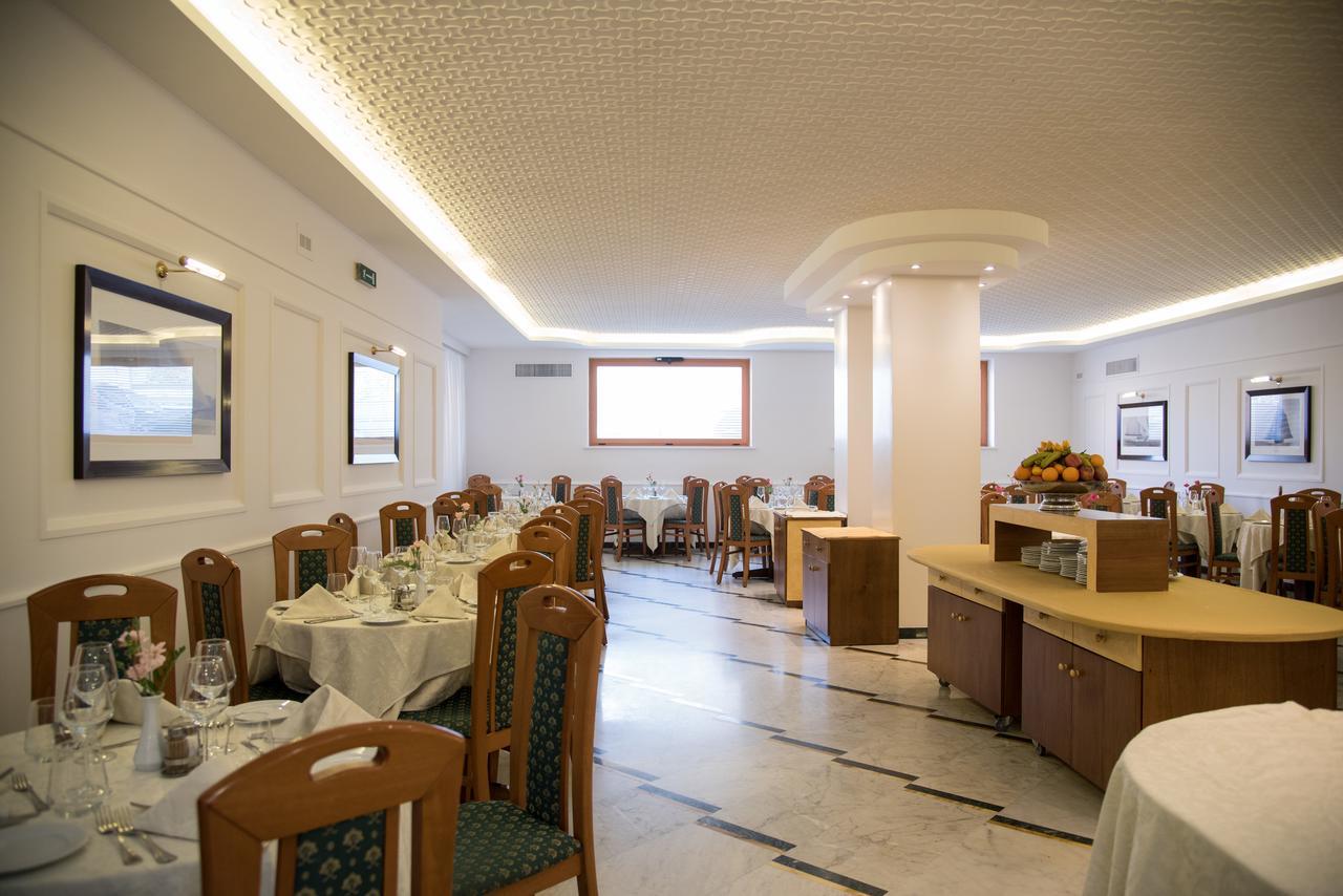 Hotel Villa Maria Sorrento Luaran gambar
